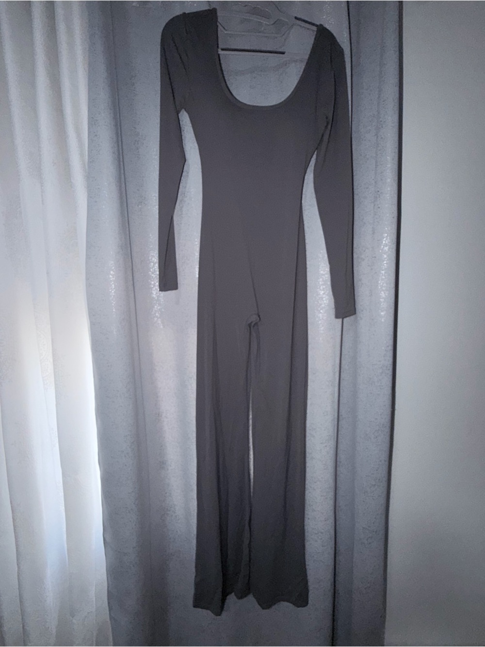 Long Sleeve Scoop Neck Jumpsuit - Gray
